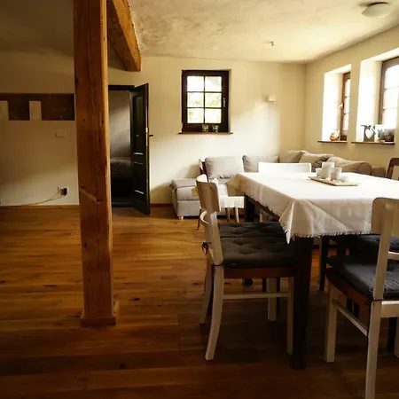 شقة Flaeminger Bauernstuebchen